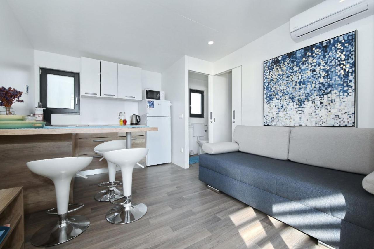 Mobile Home Safir Biograd Na Moru Exterior photo